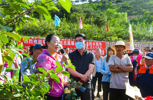 繼續(xù)奮戰(zhàn)在鄉(xiāng)村振興第一線